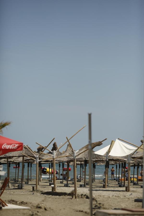 Casa Coral Mamaia Nord Hotel Navodari Bagian luar foto